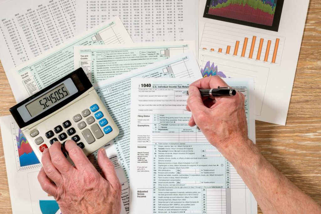 آیا مالیات حقوق شامل تمام شاغلین میشود؟